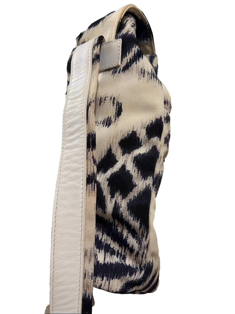 Gucci Floral Cream and Black Backpack EUC - Picture 5 of 16